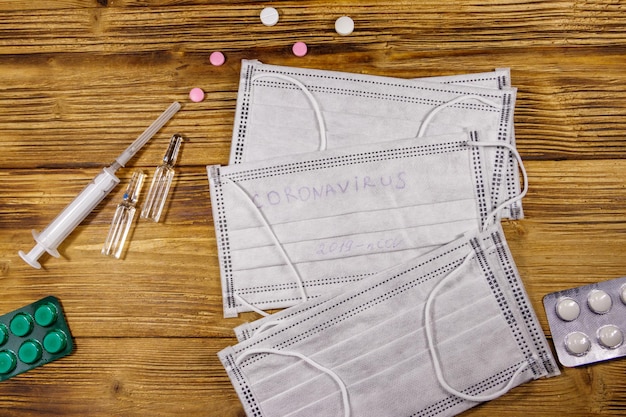 Notatki z projektem haftu i szkic wzoru